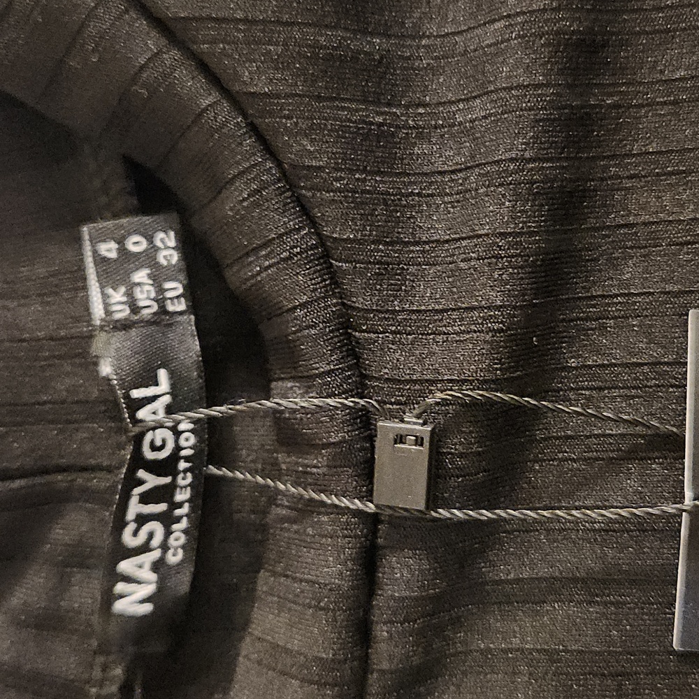 NWT !NASTY GAL COLLECTION BLACK BODYSUIT! - Picture 2 of 3